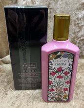 Load image into Gallery viewer, Gucci Flora Gorgeous Gardenia Eau de Parfum 3.3 Fl. Oz. 100 Ml. Sealed Box
