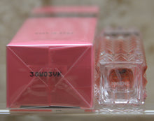 Load image into Gallery viewer, VALENTINO DONNA BORN IN ROMA EAU DE PARFUM 0.5 Fl. Oz. 15 Ml Travel Size Spray