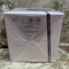 Load image into Gallery viewer, Flowerbomb Viktor&amp;Rolf L’Eau de Parfum 1.7Fl. Oz. 50 Ml.